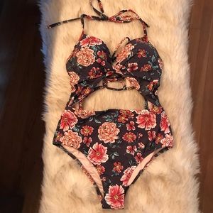 Monokini / one piece swim suit